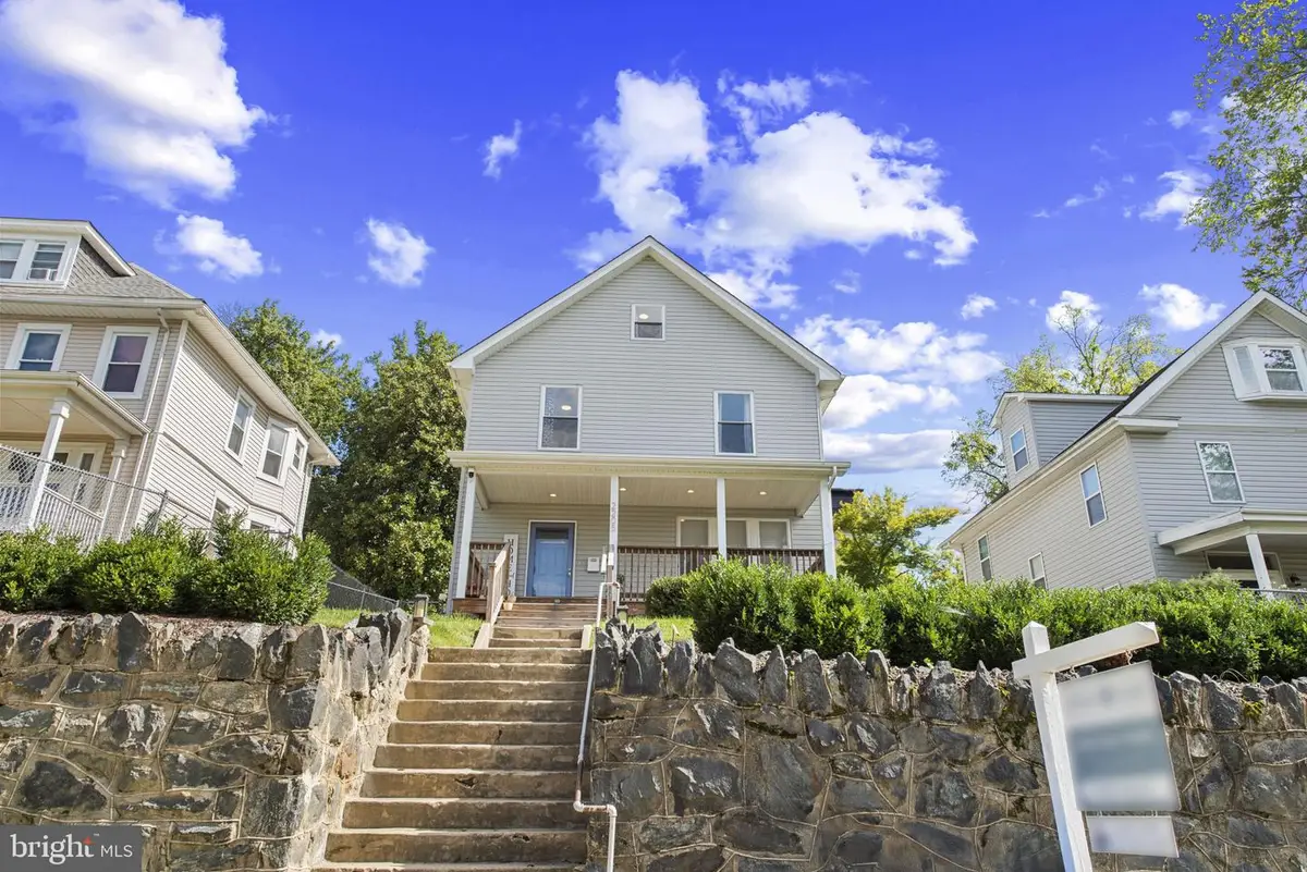 2205 Elsinore Ave, Baltimore, MD 21216 - Image #1