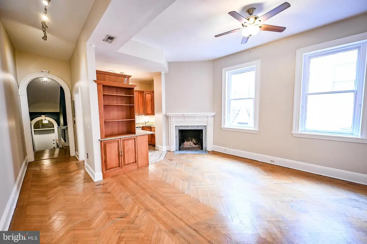 10 W Madison St #21, Baltimore, MD 21201 - Image #1