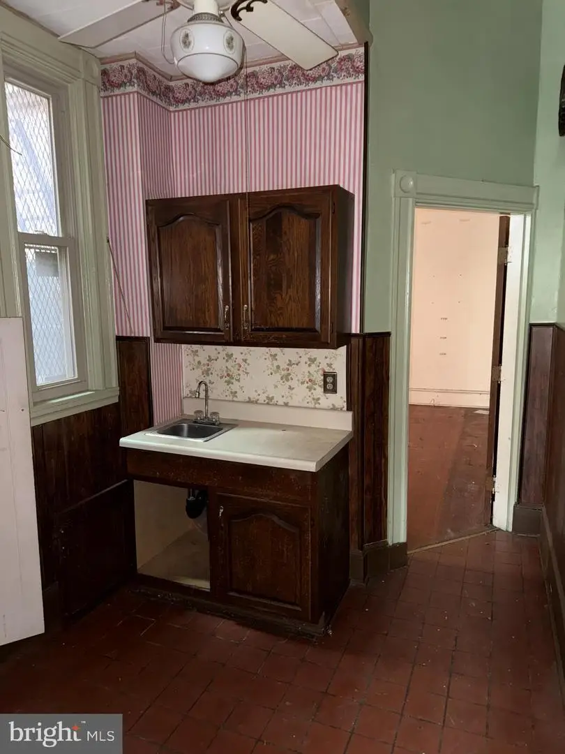 2036 Park Ave, Baltimore, MD 21217 - #3