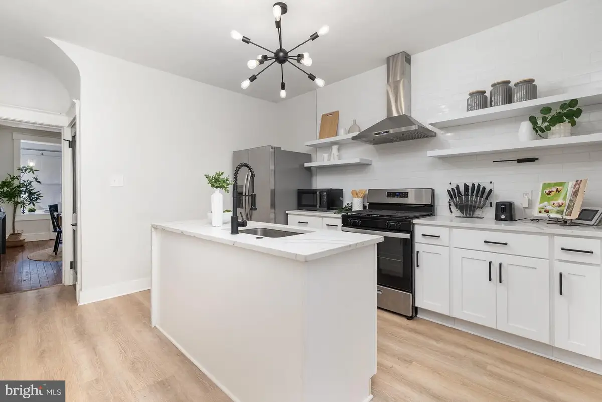 3822 6th St, Baltimore, MD 21225 - Image #1