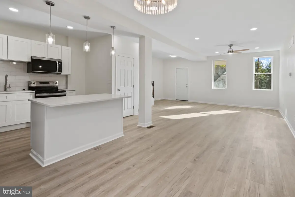 112 N Hilton St, Baltimore, MD 21229 - Image #1