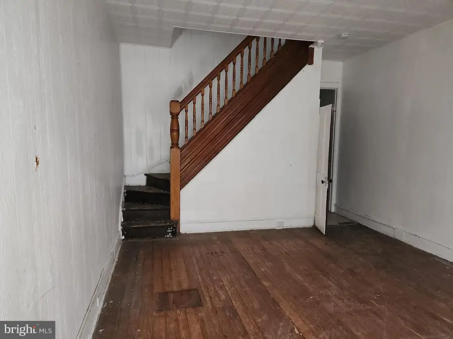 1910 W Fayette St, Baltimore, MD 21223 - Image #3