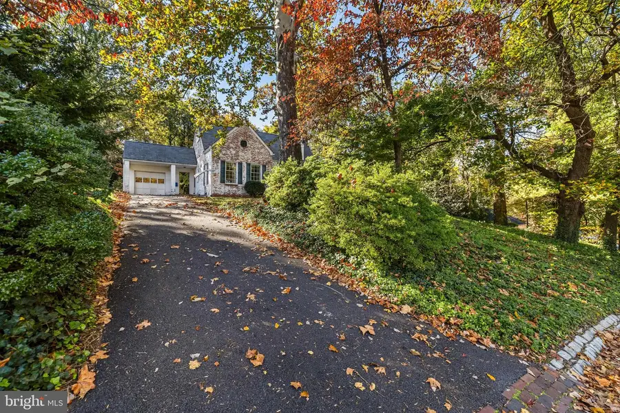 11 W Melrose Ave, Baltimore, MD 21210 - Image #2