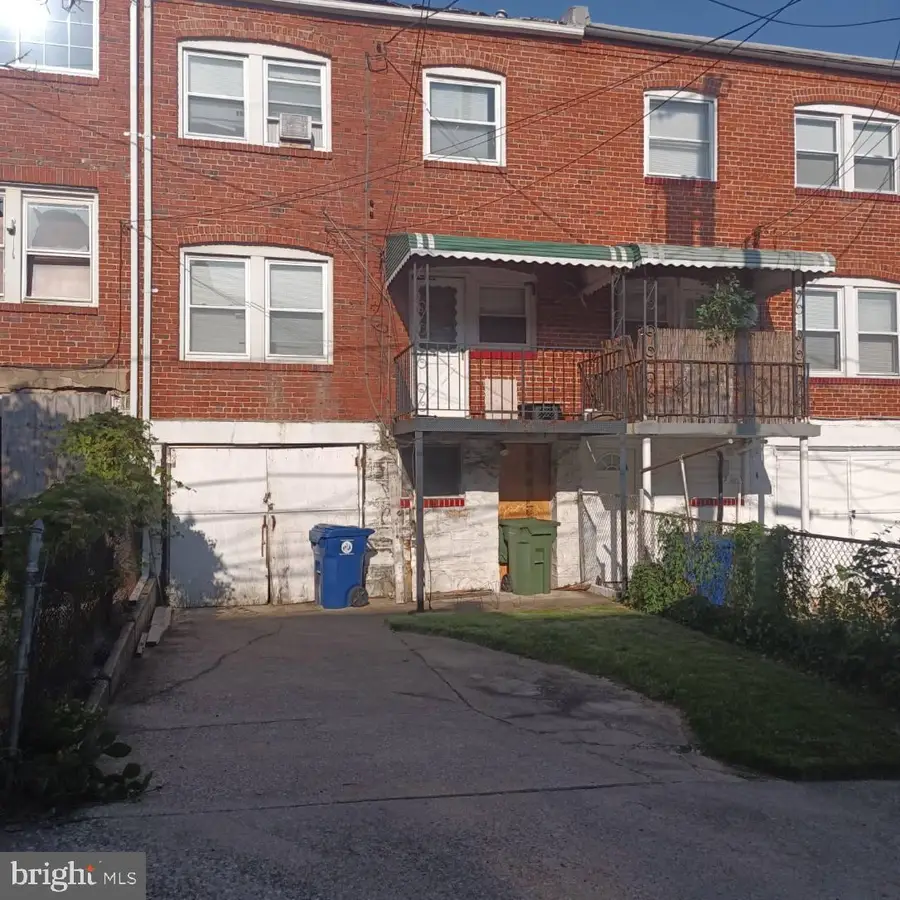 16 Mount Olivet Ln, Baltimore, MD 21229 - Image #2