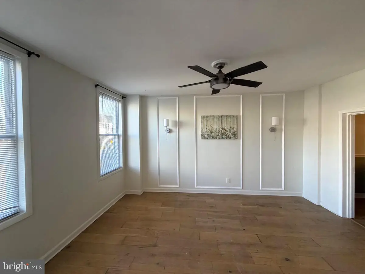 502 Lyndhurst St, Baltimore, MD 21229 - Image #1