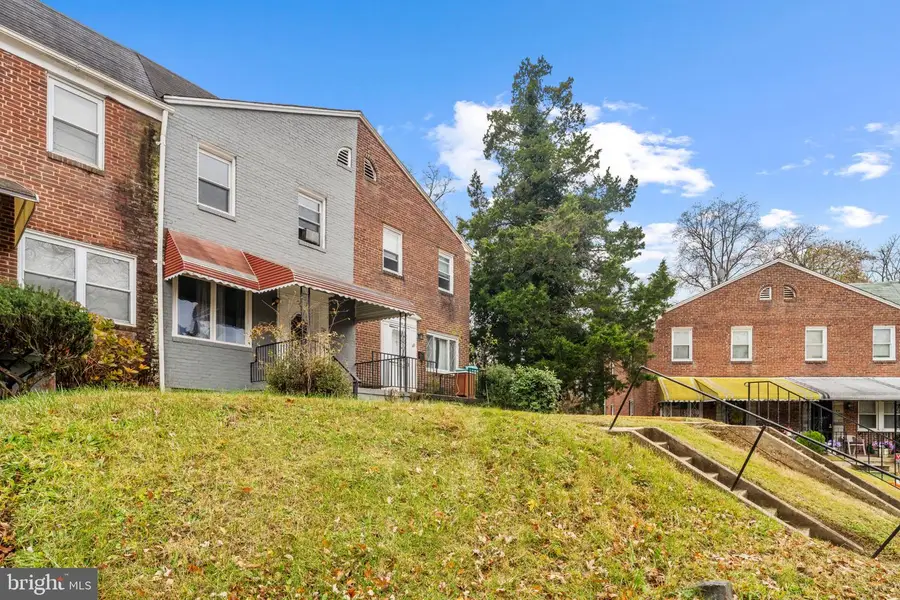 38 Hillvale Rd, Baltimore, MD 21229 - Image #2