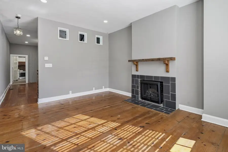 220 W Read St, Baltimore, MD 21201 - Image #2