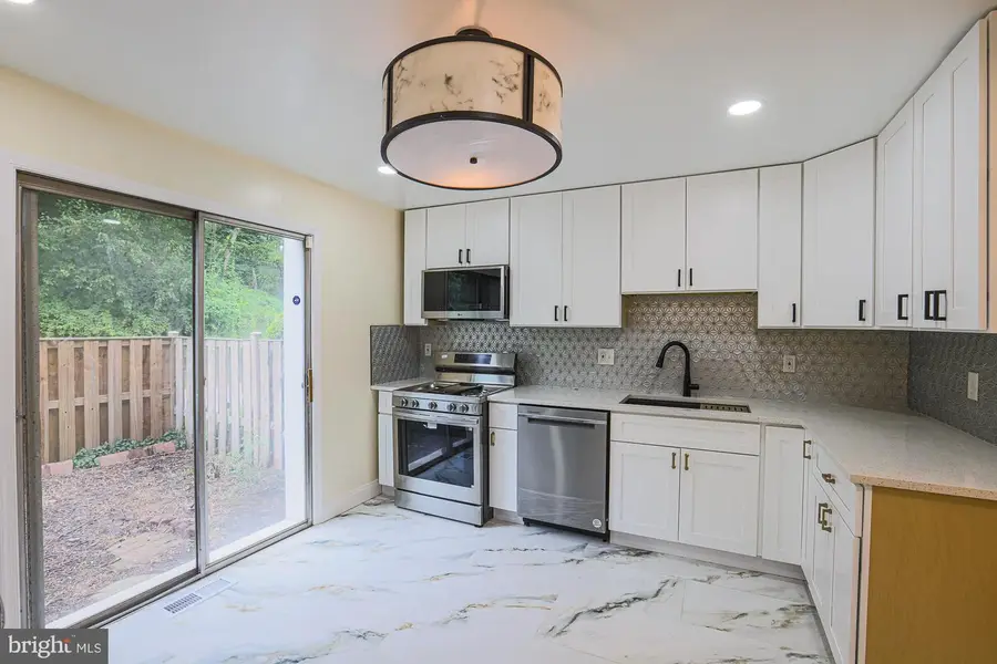 1906 Greenhaven Dr, Baltimore, MD 21209 - Image #3