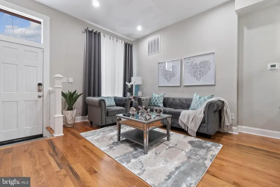 2234 E Chase St, Baltimore, MD 21213 - Image #2