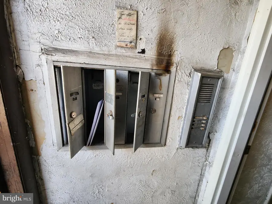 328 N Paca St, Baltimore, MD 21201 - Image #2