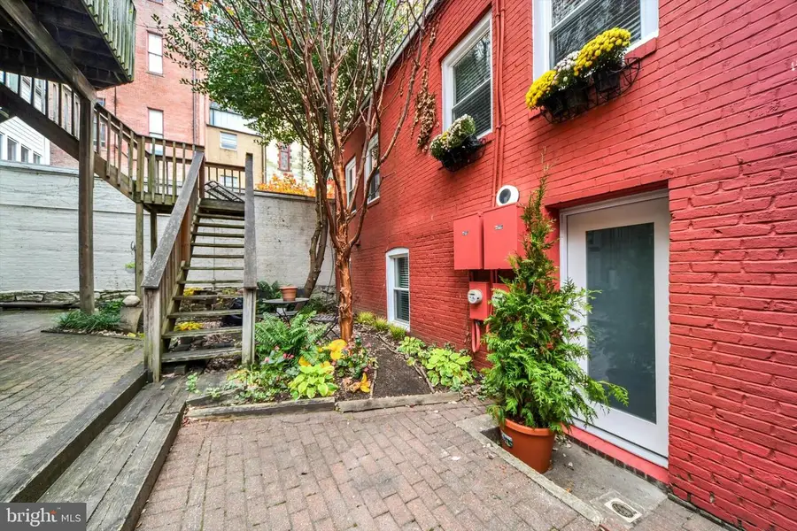 15 E Branch Ln #22, Baltimore, MD 21201 - Image #2