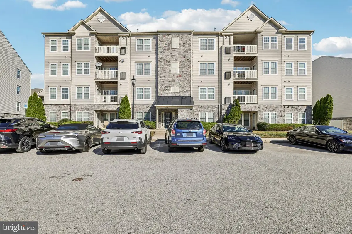 5303 Wyndholme Cir #103, Baltimore, MD 21229 - Image #1