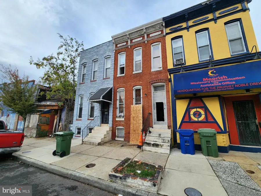 1004 N Carey St, Baltimore, MD 21217 - Image #2