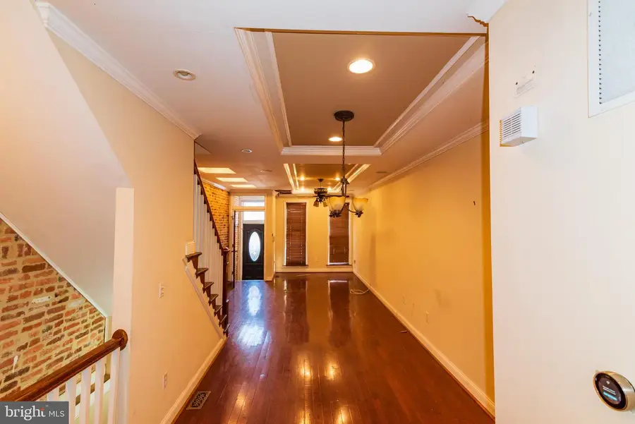 212 N Luzerne Ave, Baltimore, MD 21224 - Image #3