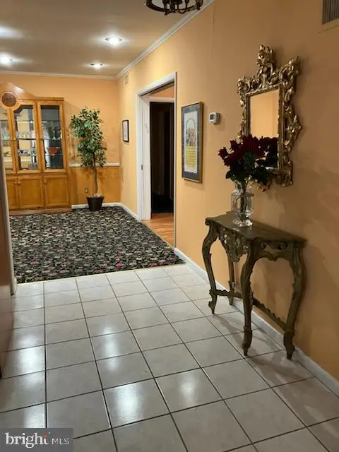 6501 Western Run Dr, Baltimore, MD 21215 - Image #2