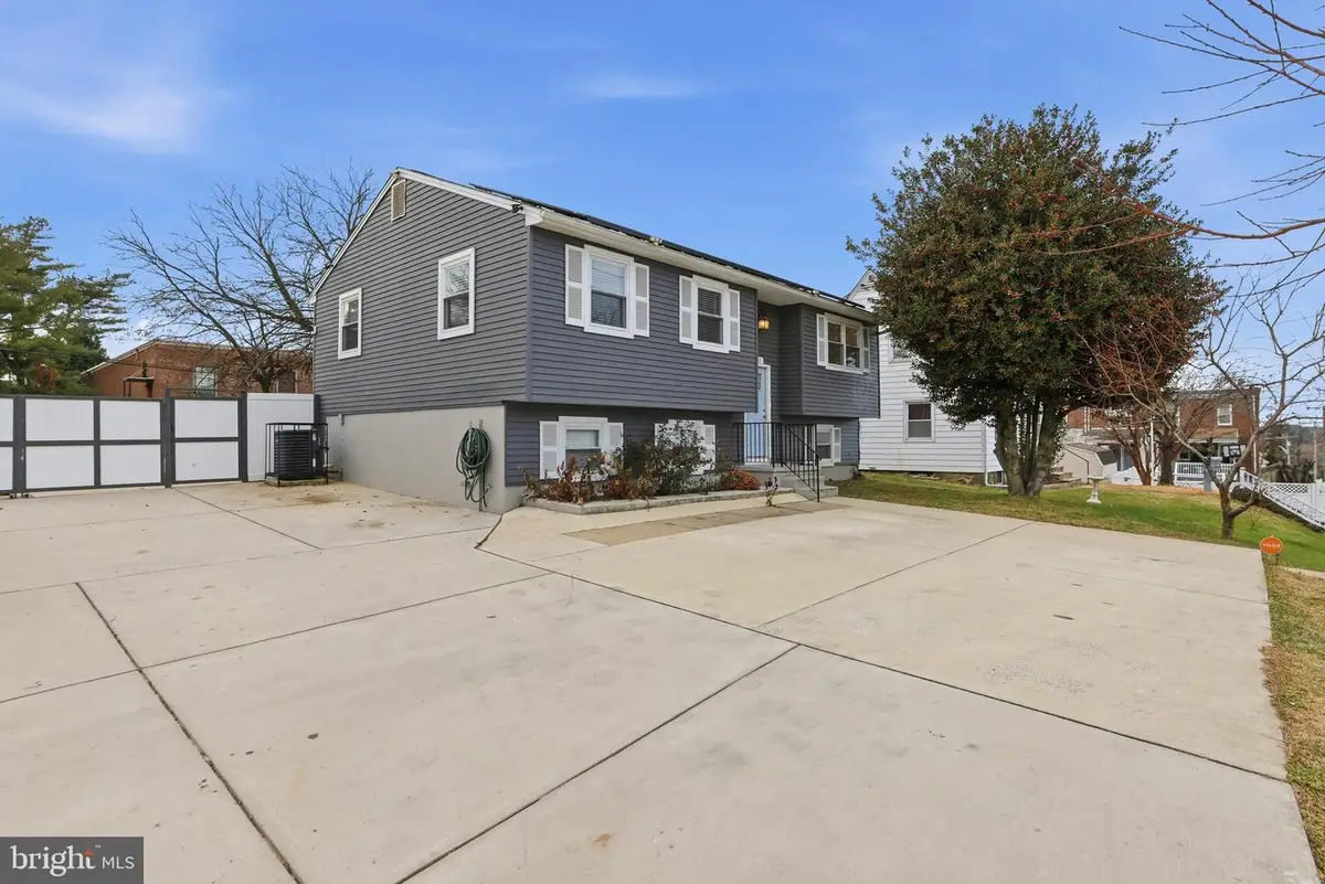 211 Jack St, Baltimore, MD 21225 - Image #1