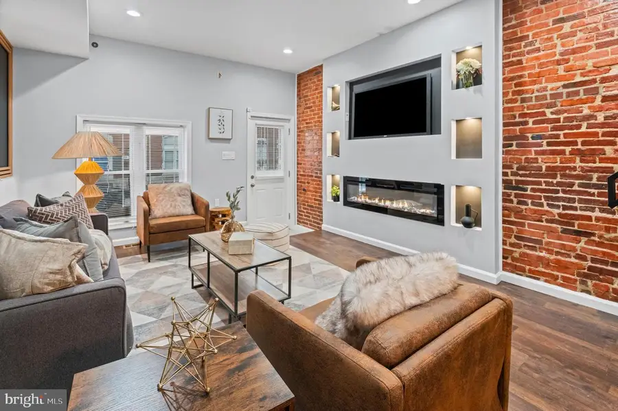 605 N Belnord Ave, Baltimore, MD 21205 - Image #2