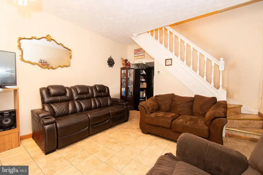 2880 Woodbrook Ave, Baltimore, MD 21217 - Image #2