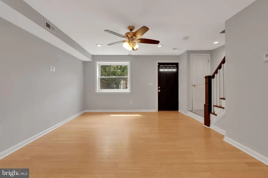 245 S Clinton St, Baltimore, MD 21224 - Image #2