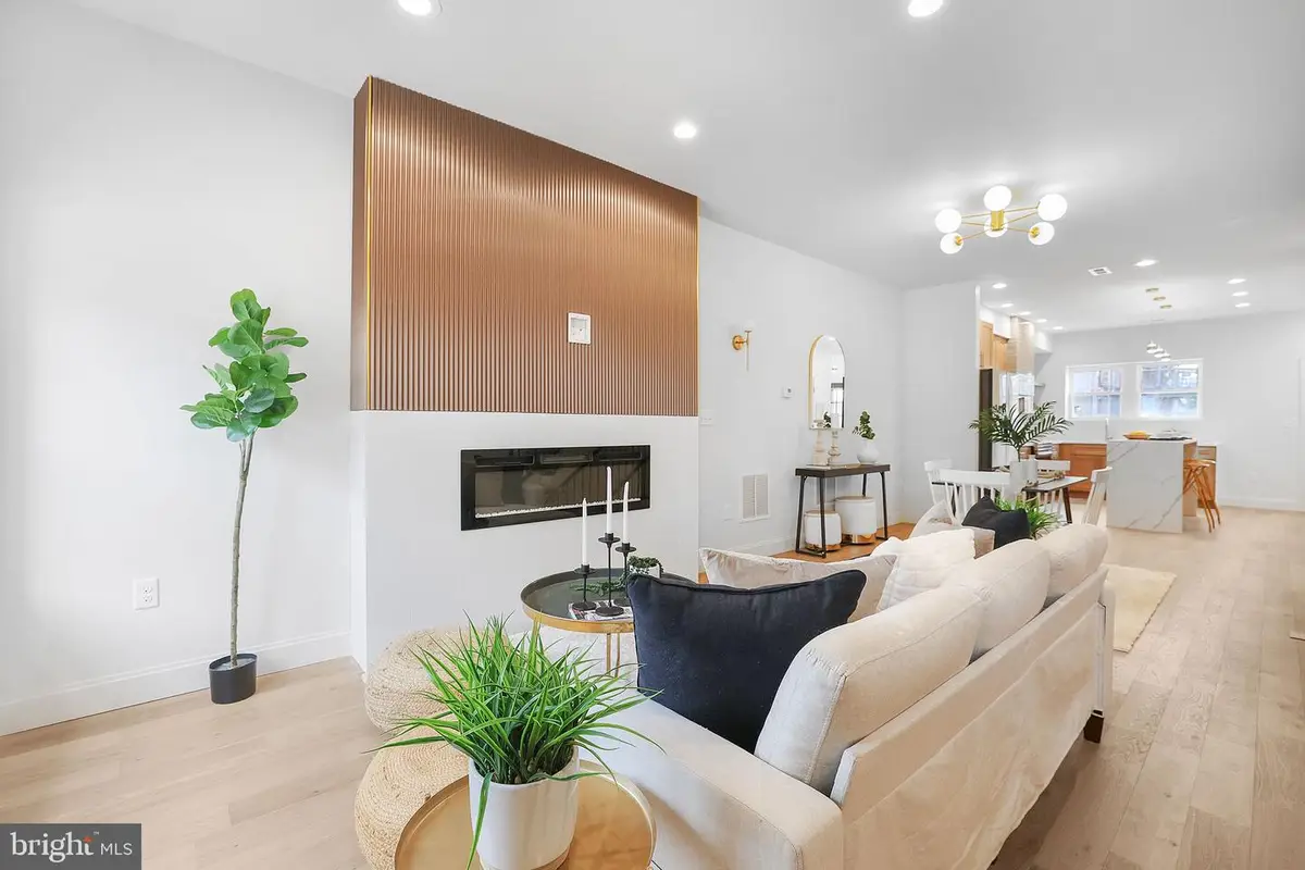 327 N Gilmor St, Baltimore, MD 21223 - Image #1