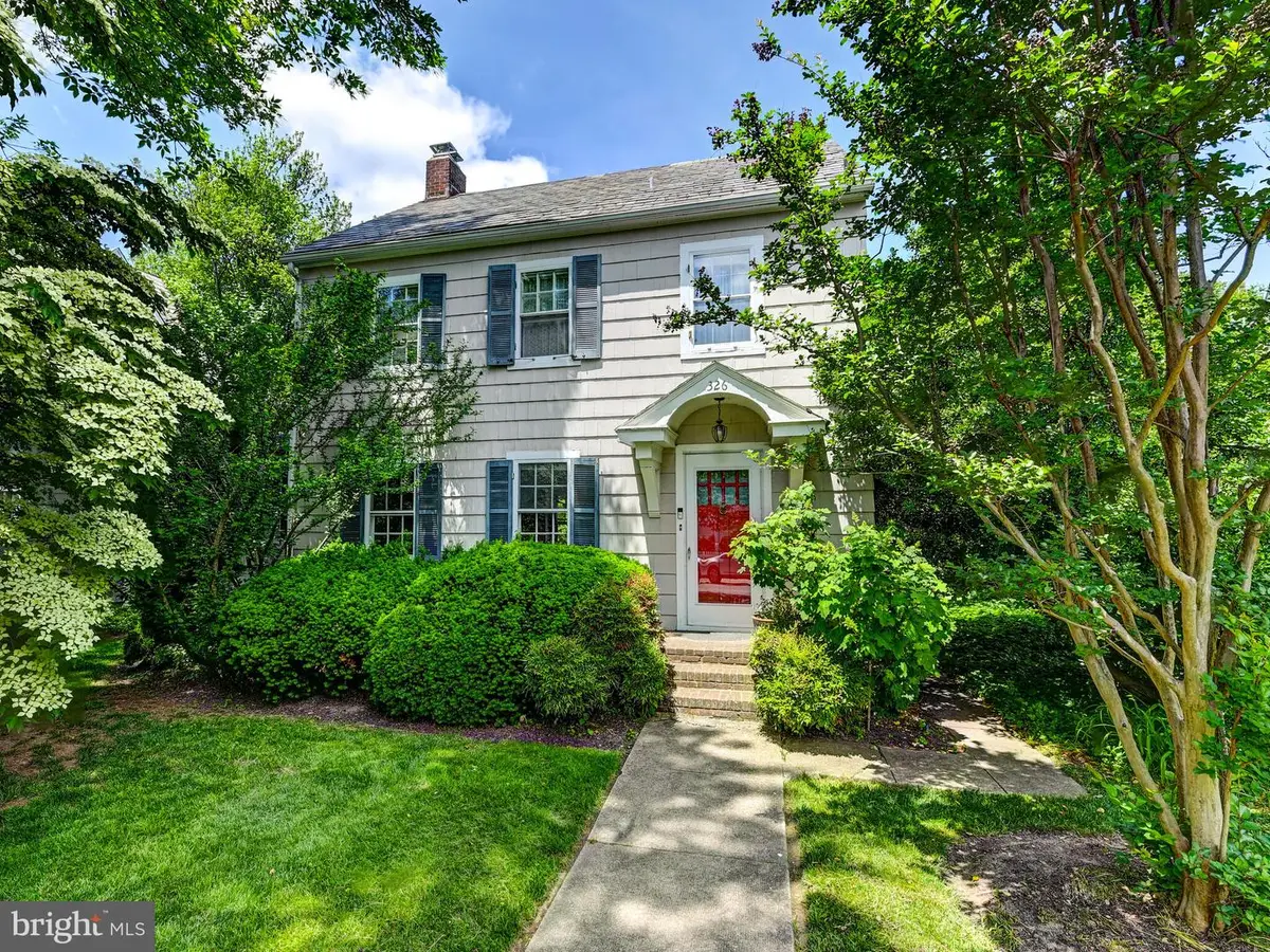 326 Saint Dunstans Rd, Baltimore, MD 21212 - Image #1