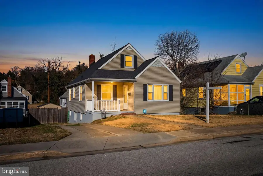 4534 Hazelwood Ave, Baltimore, MD 21206 - Image #2