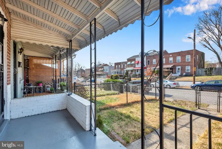 2737 Bookert Dr, Baltimore, MD 21225 - Image #3