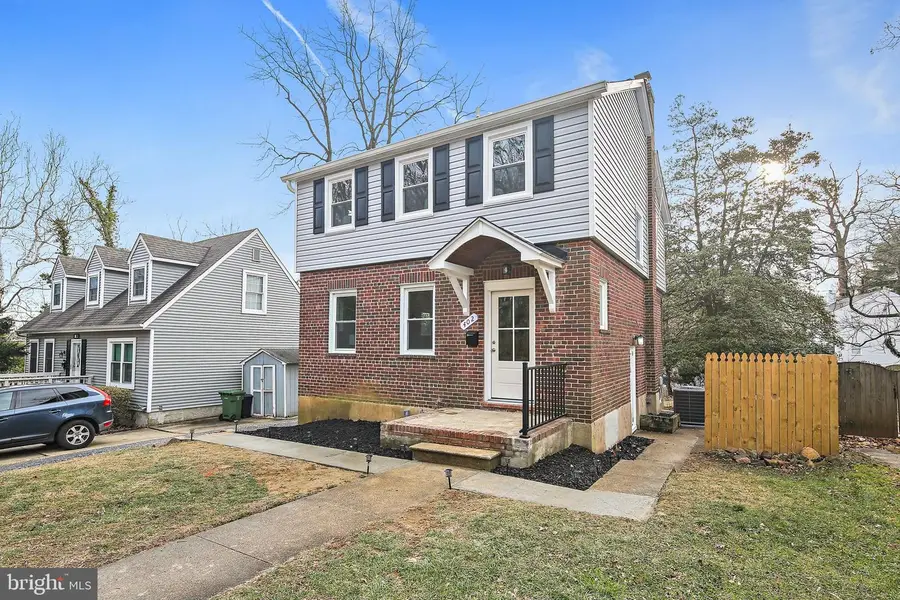 402 Westgate Rd, Baltimore, MD 21229 - Image #2