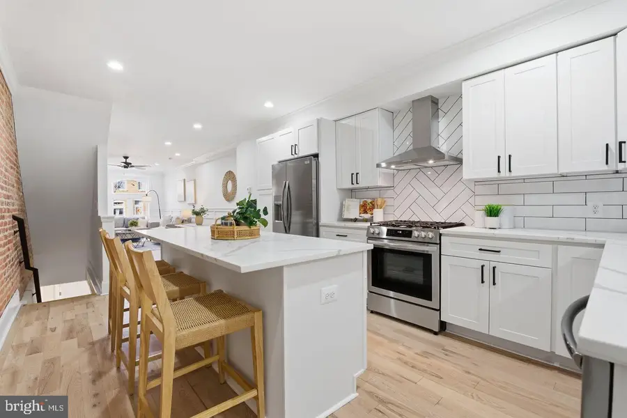 808 S Highland Ave, Baltimore, MD 21224 - Image #3