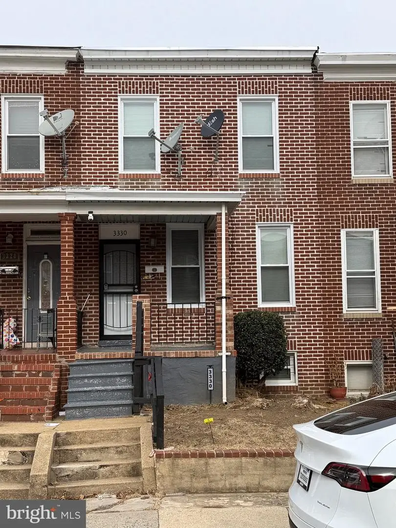 3330 Ravenwood Ave, Baltimore, MD 21213 - Image #1
