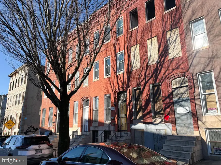 754 Dolphin St, Baltimore, MD 21217 - Image #2