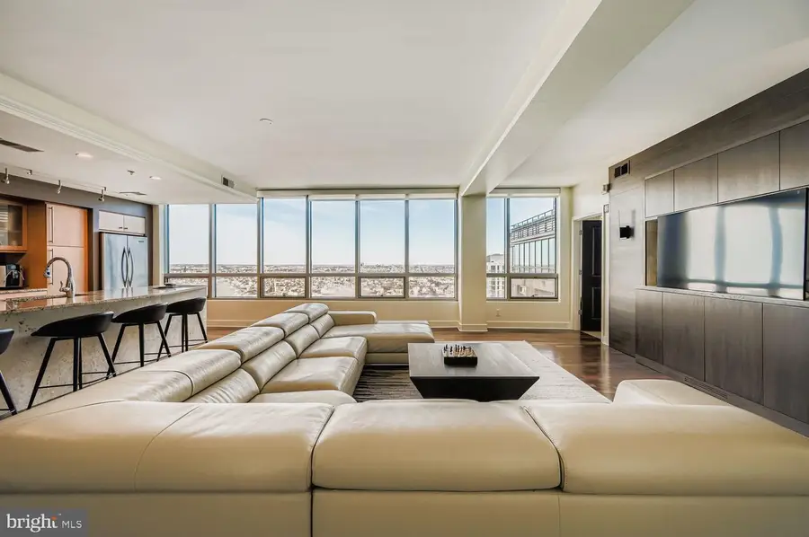 675 President St #2709, Baltimore, MD 21202 - Image #3