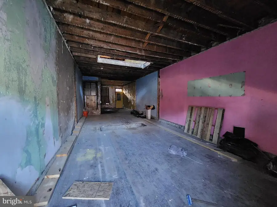 2119 W Fayette St, Baltimore, MD 21223 - Image #3