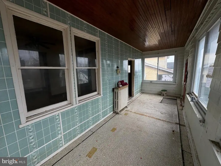 4422 Forest View Ave, Baltimore, MD 21206 - Image #2