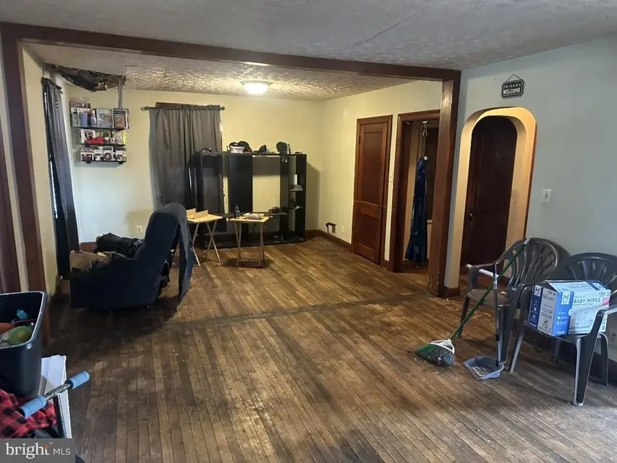 213 10th Ave, Brooklyn, MD 21225 - #3