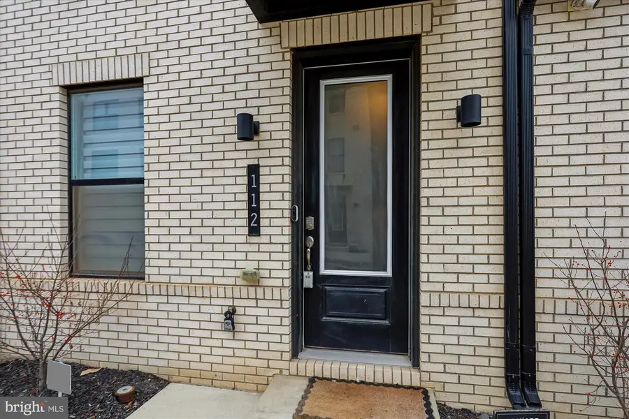 112 Glass Ln, Baltimore, MD 21230 - Image #2