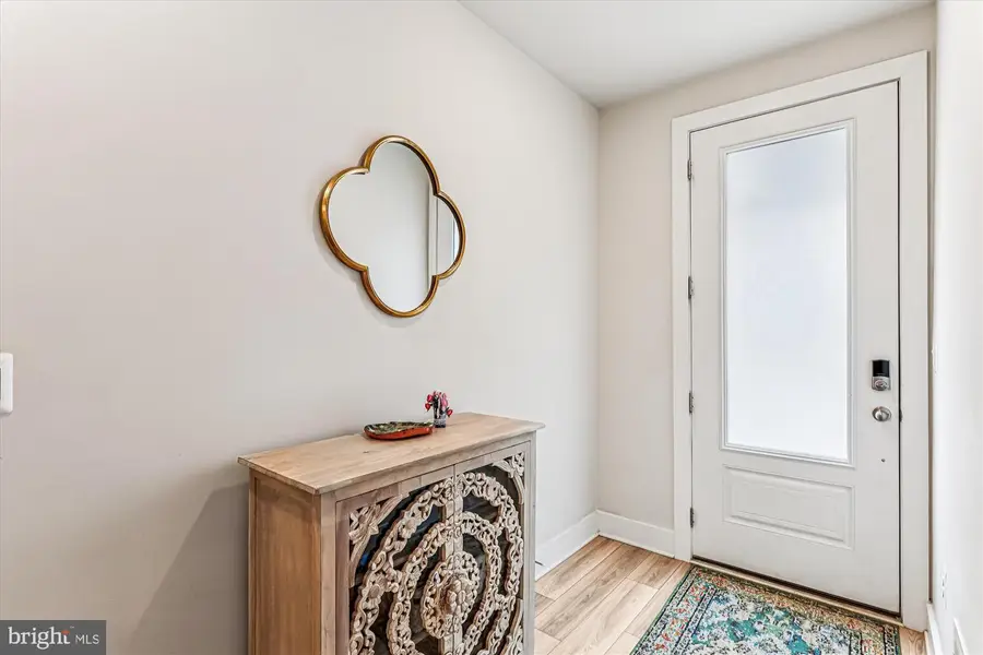 112 Glass Ln, Baltimore, MD 21230 - Image #3