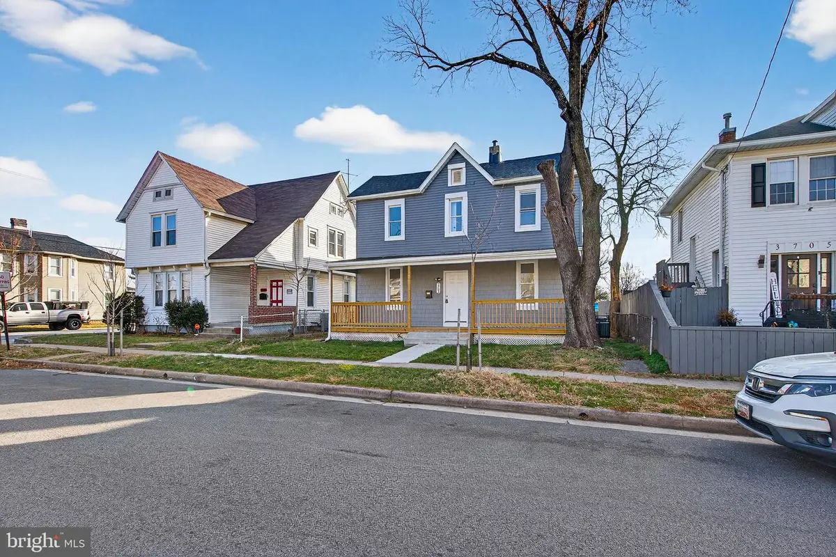 3703 6th St, Baltimore, MD 21225 - Image #1