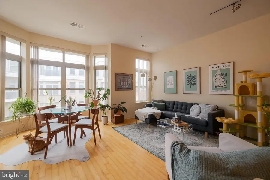 1209 N Charles St #304, Baltimore, MD 21201 - Image #2