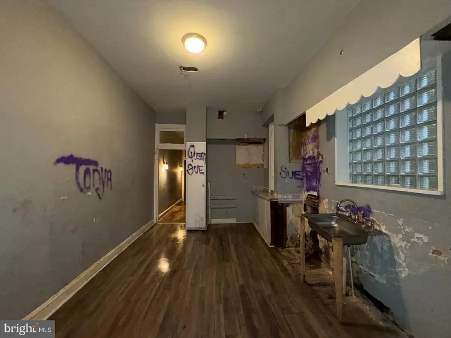 2449 Woodbrook Ave, Baltimore, MD 21217 - Image #3