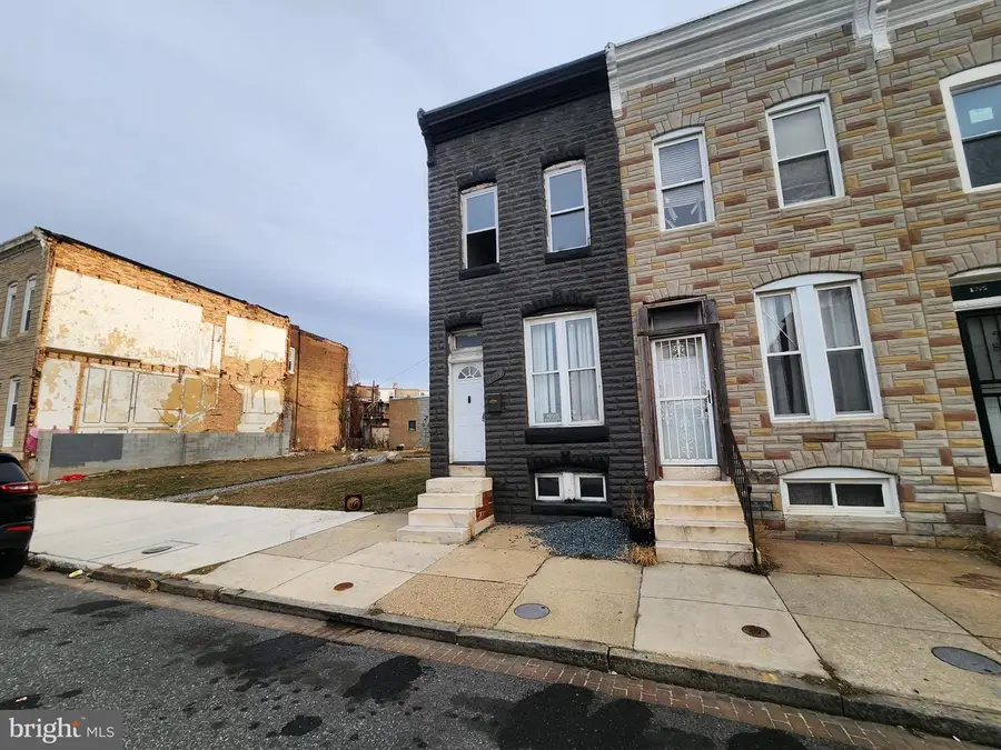 1719 N Carey St, Baltimore, MD 21217 - Image #2