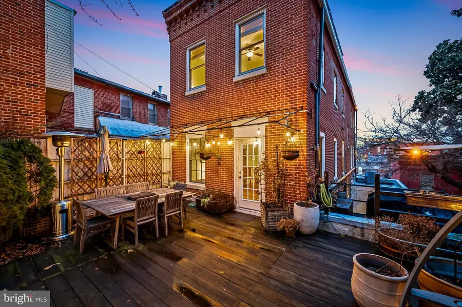 16 W Read St, Baltimore, MD 21201 - #3