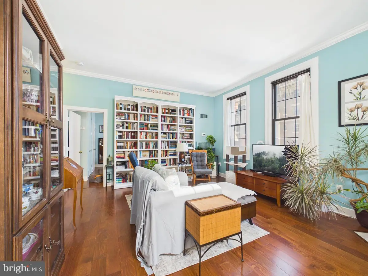 1 E Chase St #412, Baltimore, MD 21202 - Image #1