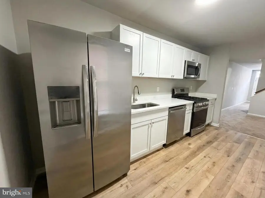 411 N Chester St, Baltimore, MD 21231 - Image #3