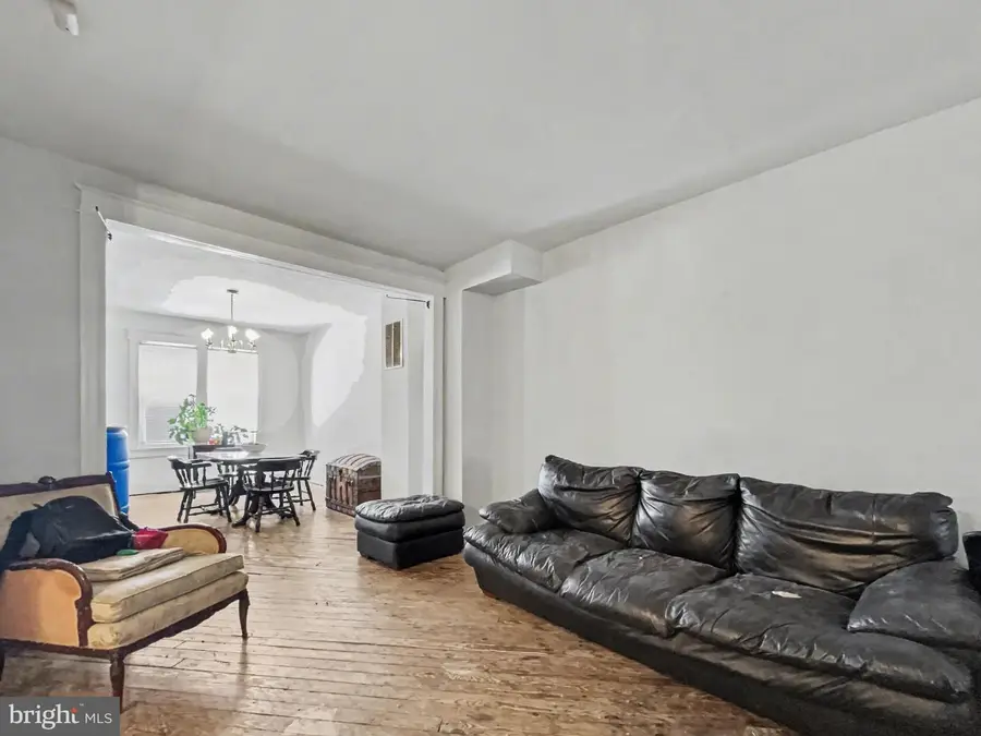 621 N Edgewood St, Baltimore, MD 21229 - Image #3