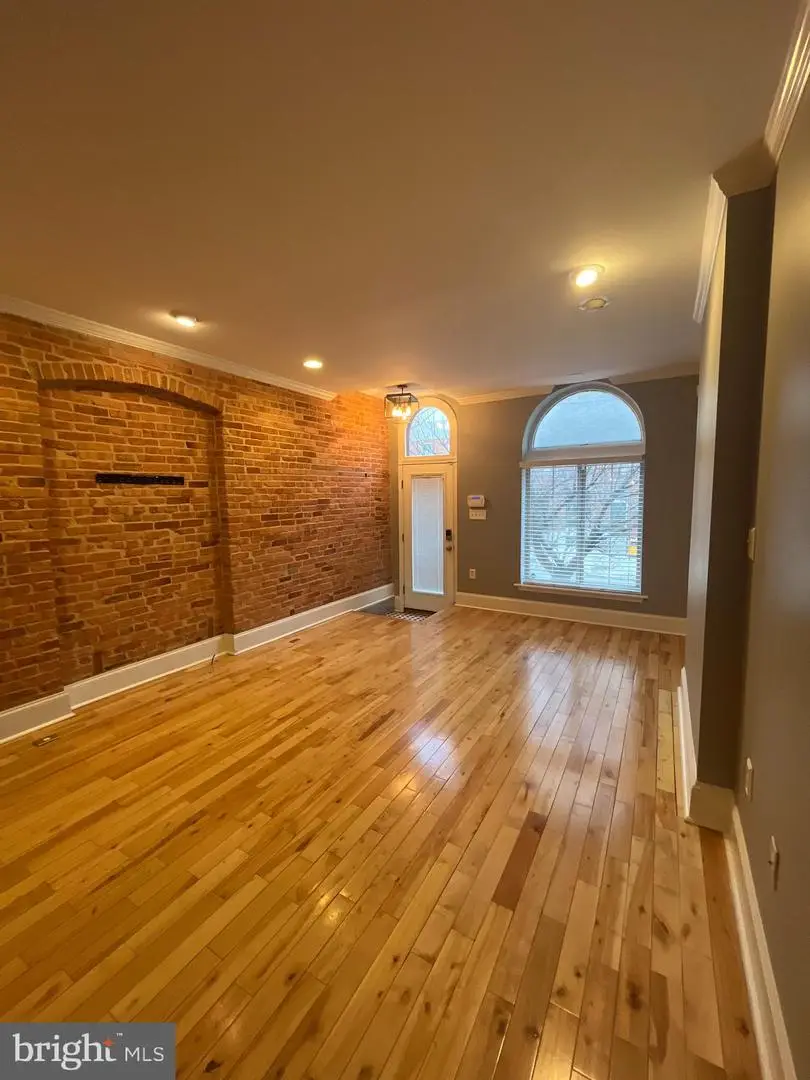 507 S East Ave, Baltimore, MD 21224 - Image #2