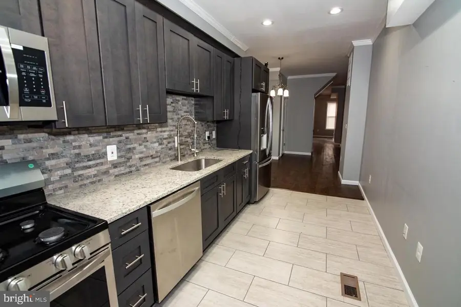 745 Dolphin St, Baltimore, MD 21217 - Image #2