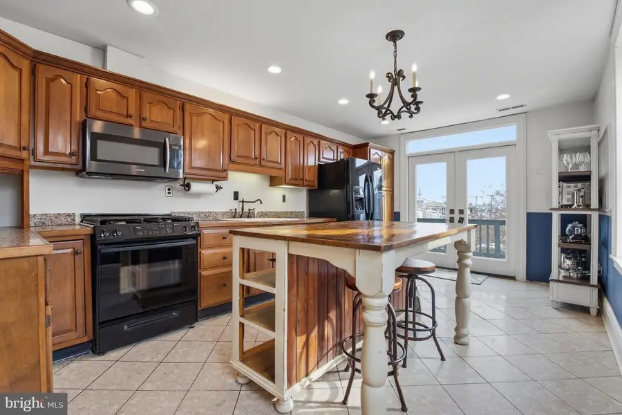 2205 E Pratt St, Baltimore, MD 21231 - Image #3