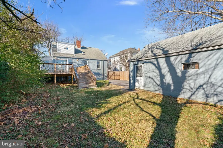 6103 Glenoak Ave, Baltimore, MD 21214 - Image #2