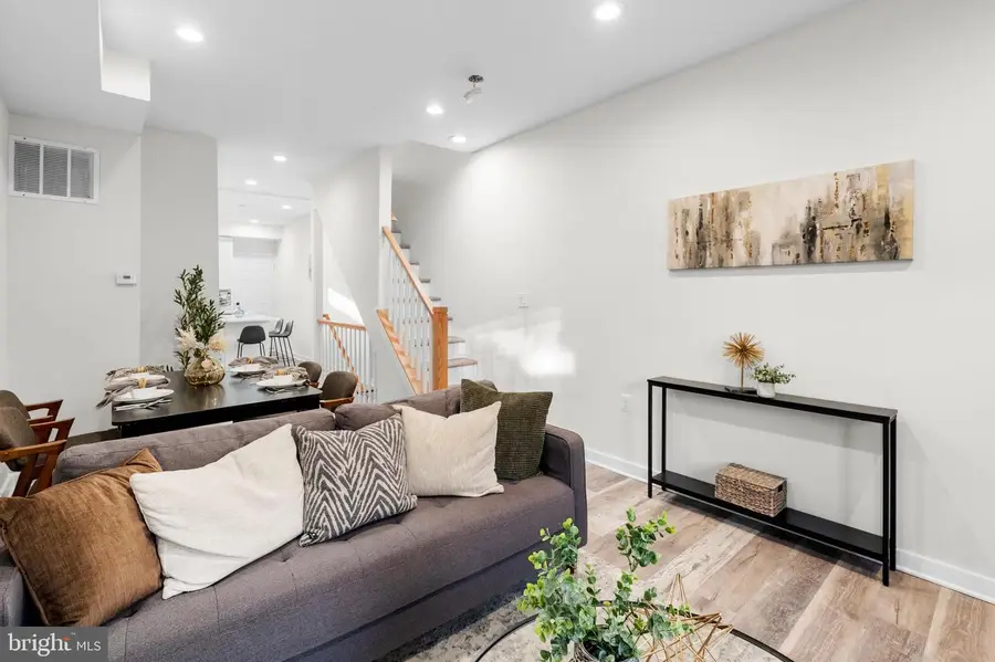 816 N Belnord Ave, Baltimore, MD 21205 - #3